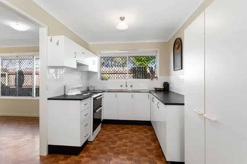 Blissful Bayside Living on a Big Block