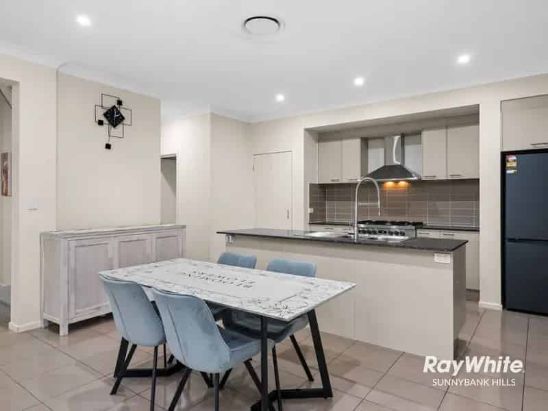 Modern Elegance Meets Family Comfort in Algester