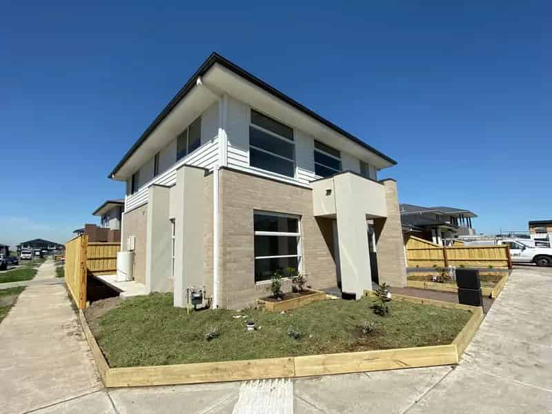 Spacious Luxury Home!