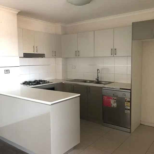 Rent 3 Bedroom Apartment in North Rocks with Lush Yard and Modern Kitchen