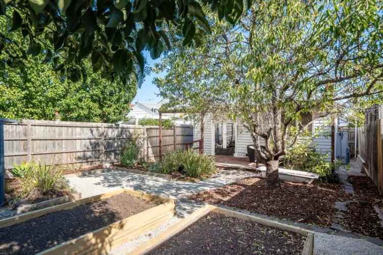 House For Sale in Melbourne, Victoria