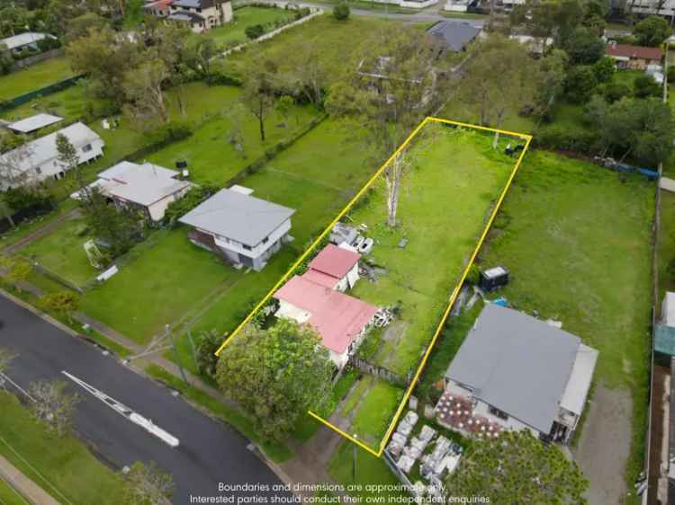 1,351m2 with potential for 6 Townhouse or Other Development Options