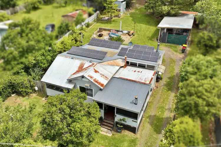 4 Bedroom 2 Bathroom Home Noojee Large Shed Solar Panels