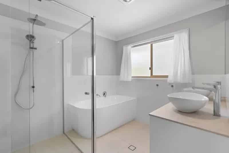 Renovated Bayside Beauty - Spacious Family Living in a Prime Wellington Point Location