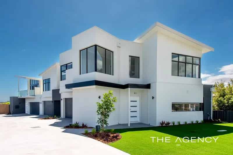 Townhouse For Sale - 22C Parkinson Court, Hillarys WA 6025