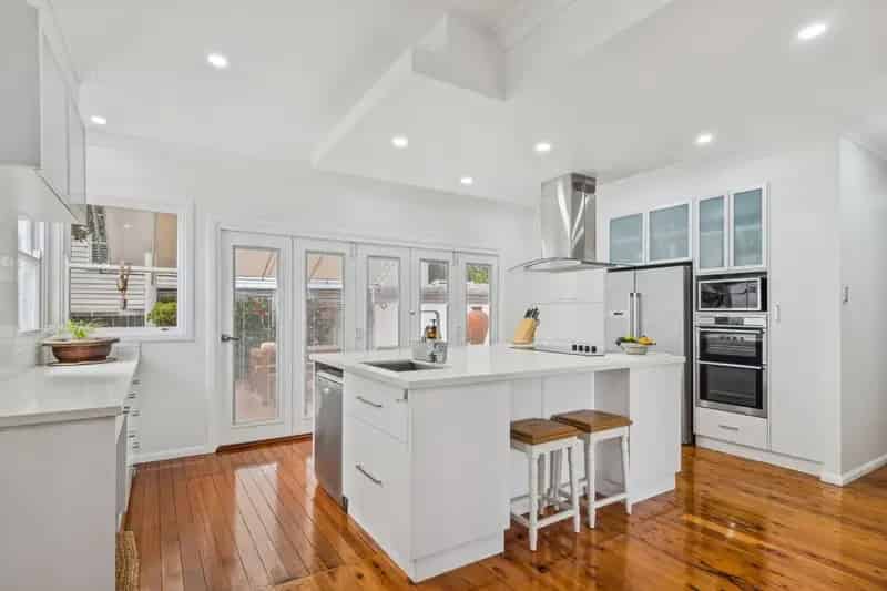 House For Lease - 10 Boyden Street, East Toowoomba QLD 4350