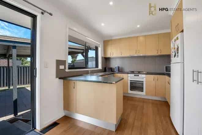 House For Rent , 9, Coonamar Street, Melbourne, Victoria