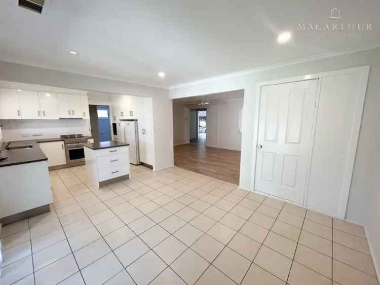 House For Rent in Wagga Wagga City Council, New South Wales