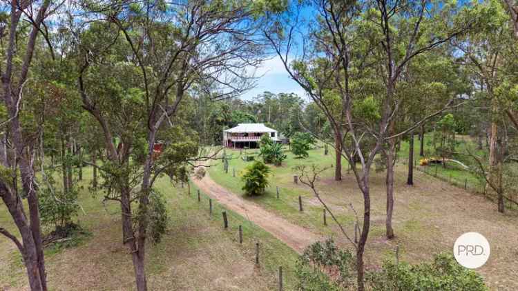 Large Queenslander on 6 Acres*