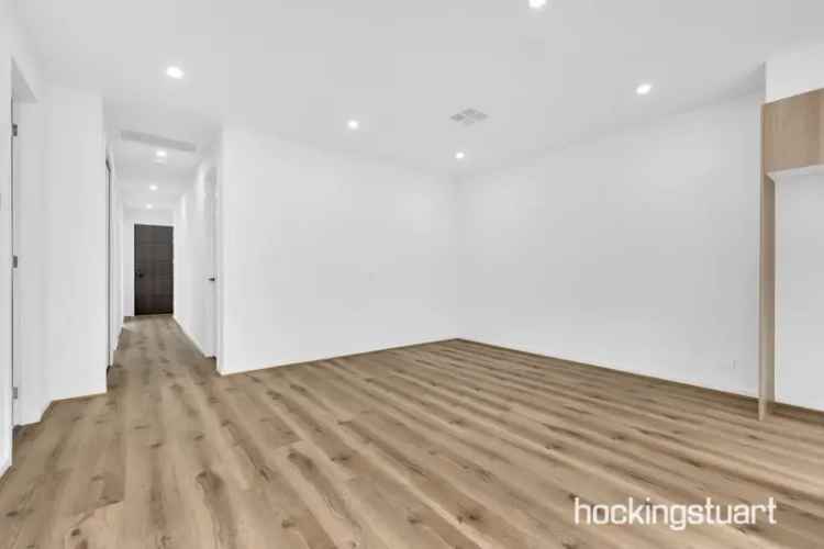 House For Sale in Melbourne, Victoria