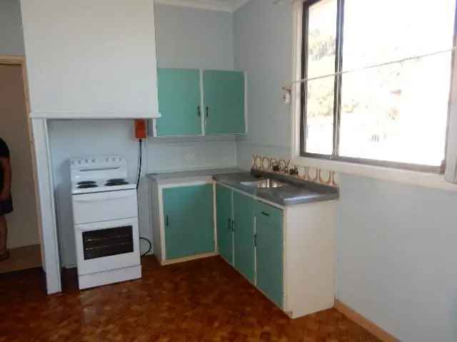 Cranbrook 3 Bedroom House Rental