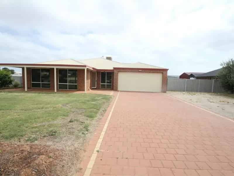 House For Sale , Geraldton, Western Australia