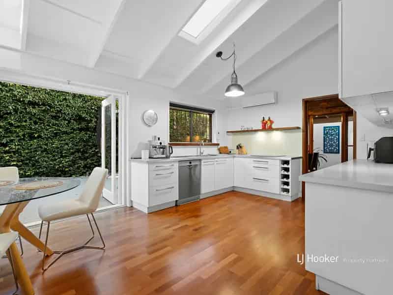 House For Sale , 45, Faringdon Street, City of Brisbane, Queensland