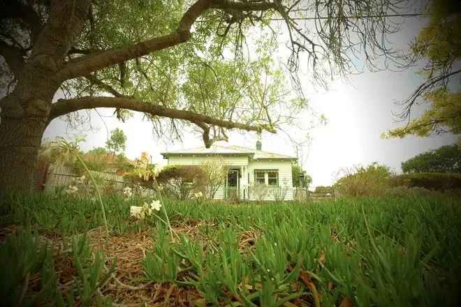 House For Sale in Winchelsea, Victoria