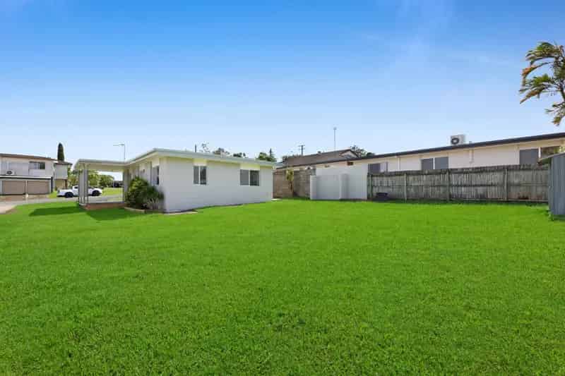 Lease 3 Bedroom Home in Labrador QLD with Spacious Backyard