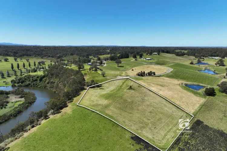 Buy rural property lifestyle block with stunning Nicholson River views