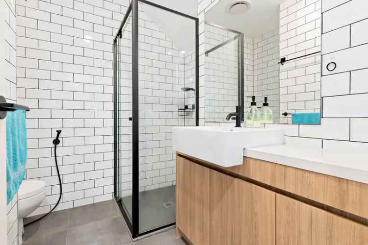 House For Sale in Melbourne, Victoria