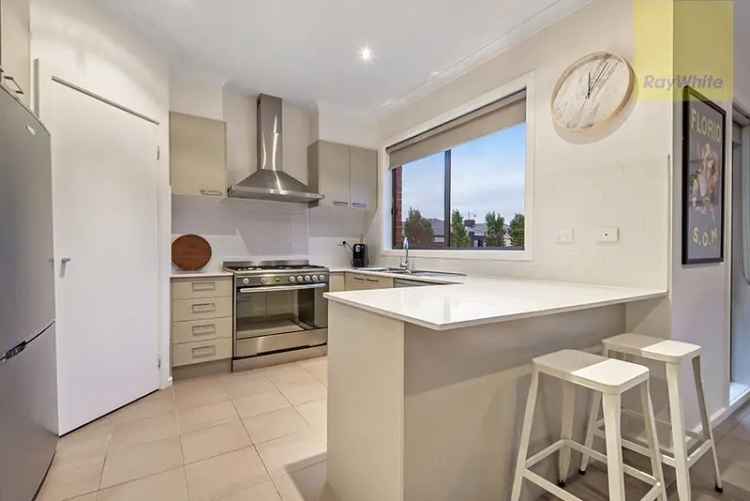 Modern Family Home in Craigieburn!