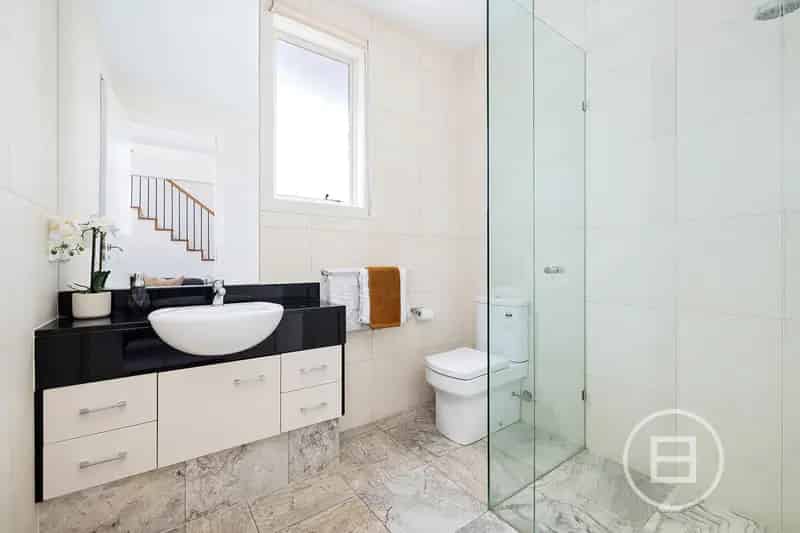 Buy House Three Bedroom Residence in Elwood with Alfresco Living