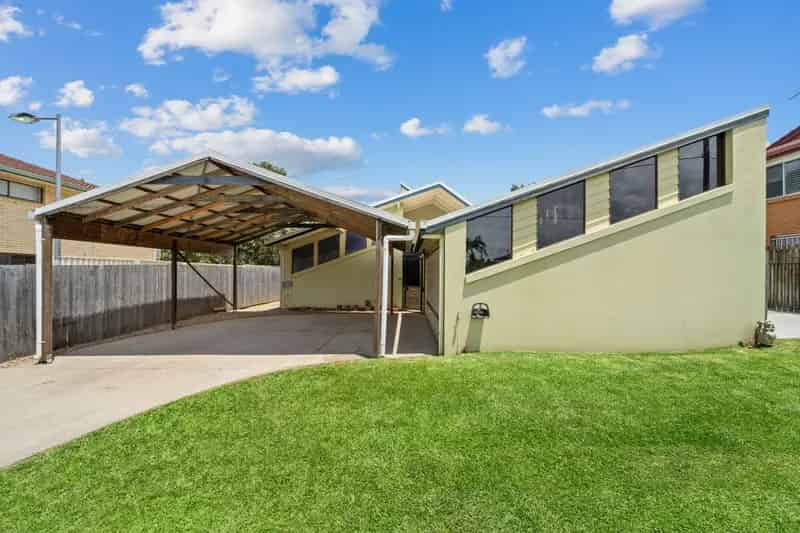 Real Estate For Lease - 8 Darwin Street - Aspley , QLD