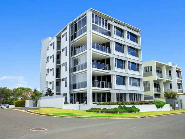 Experience the Ultimate Bargara Lifestyle in this Exclusive Apartment