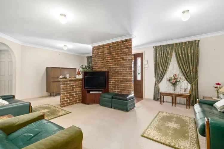 Narellan Vale Single Story Home For Lease