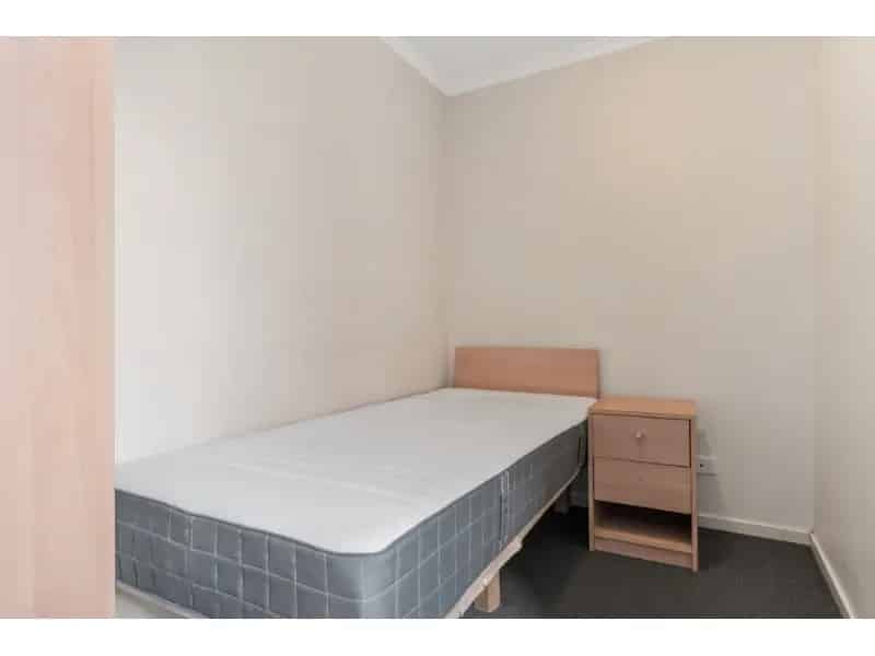 Furnished Two Bedroom Apartment In The Heart Of Melbourne Cbd