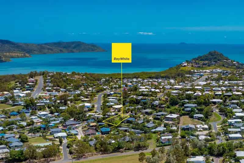 Prime 800m² Block In Central Cannonvale - Your Dream Awaits!