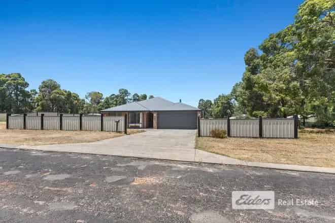 House For Sale in Collie, Western Australia