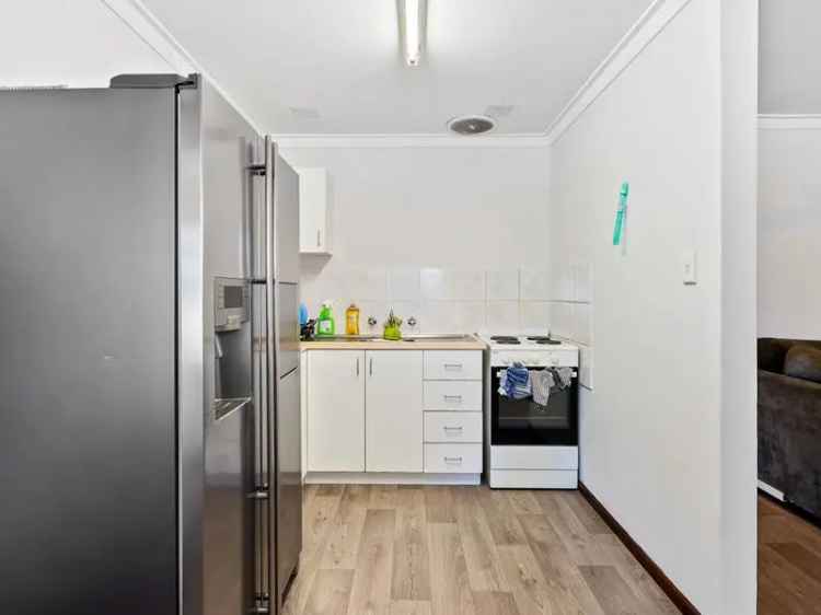 House For Sale in City of Gosnells, Western Australia