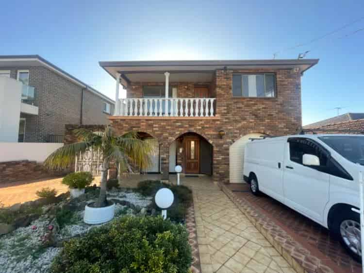 Real Estate For Lease - 2 Regan Street - Hurstville , NSW