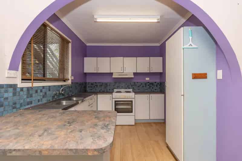 DUAL-LIVING HOME WITH ROOM FOR EVERYONE!