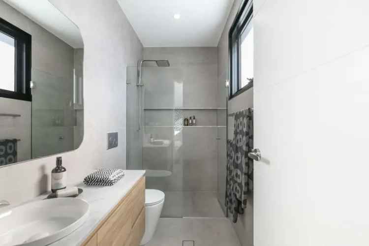 Buy Apartment in Sydney with Spacious Four Bedrooms and Modern Features