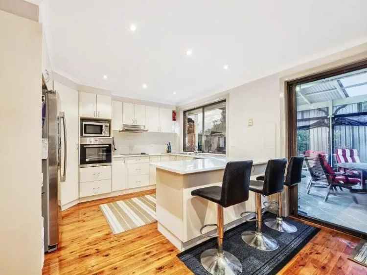 4 Bedroom House for Lease Kings Langley NSW