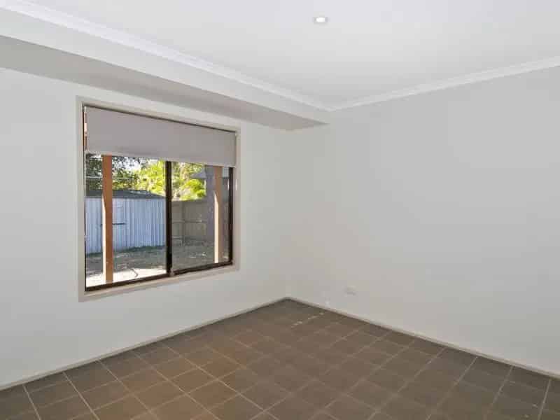 Real Estate For Lease - 25 Louis Street - Beenleigh , QLD