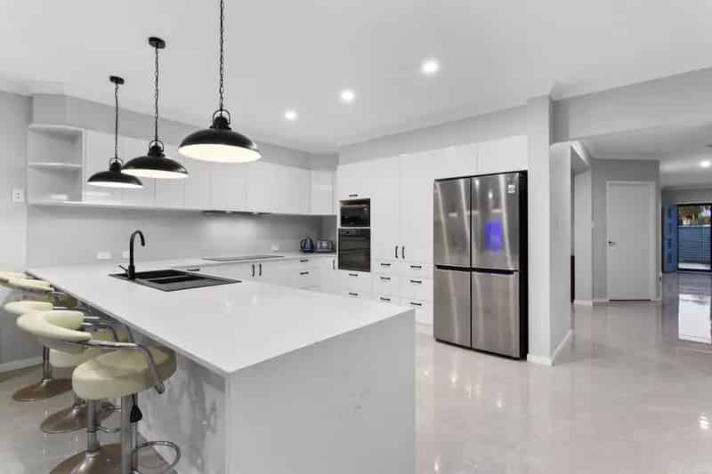 Family oasis in sought after seaside location