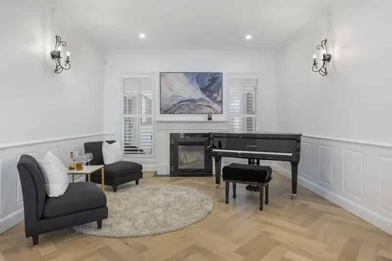 Completely Renovated Bella Vista Waters Residence