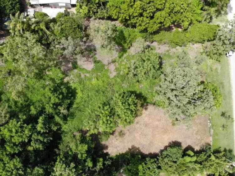 Prime Residential Land in Roseneath