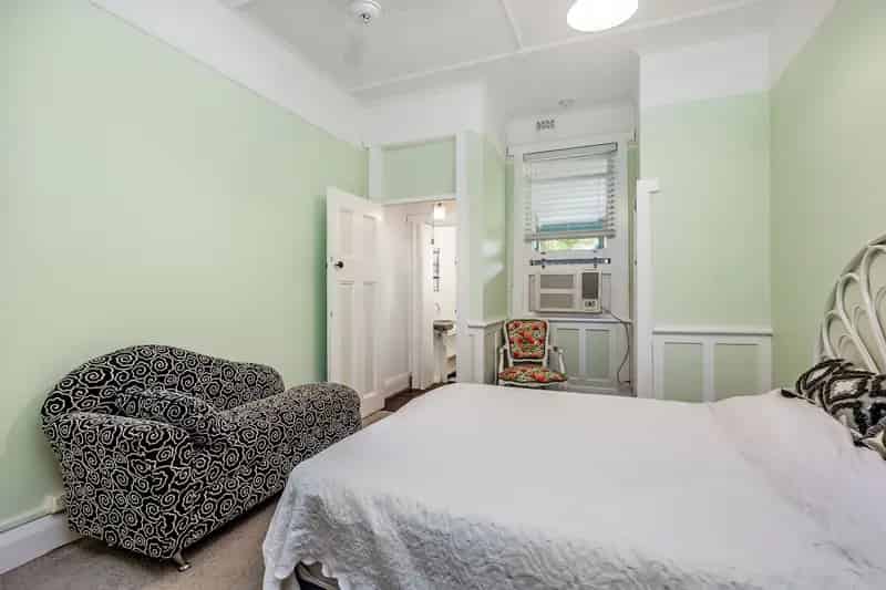 1 room apartment of 75 m² in Adelaide