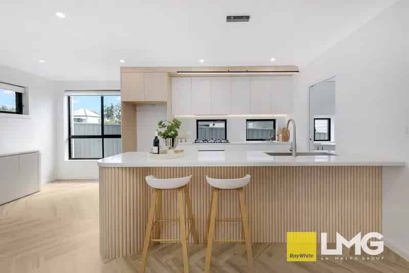 Deposit Taken $1500pw - Ray White LMG - Berala