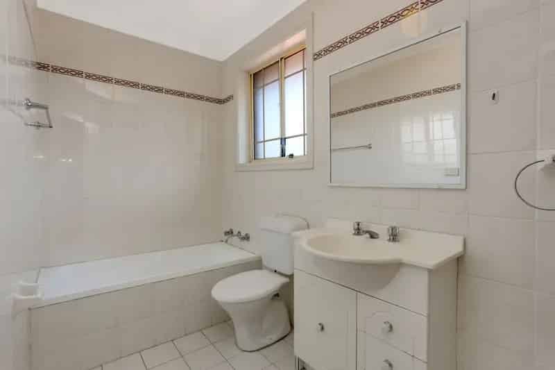 Real Estate For Lease - 5/6 Parsonage Road - Castle Hill , NSW