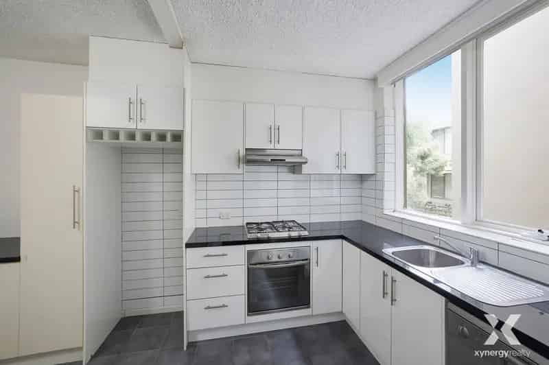 2 rooms apartment of 226 m² in Melbourne