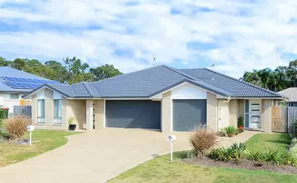 MODERN DUPLEX LIVING