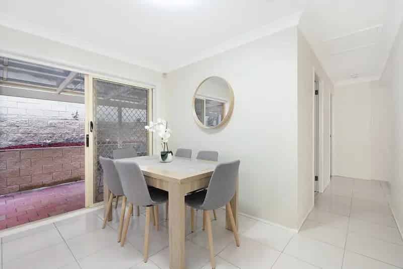 Real Estate For Lease - 6 Tanglewood Way - Hornsby Heights , NSW