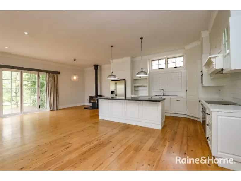 Located In Cbd - Walk To Town - Available 7.5.2025