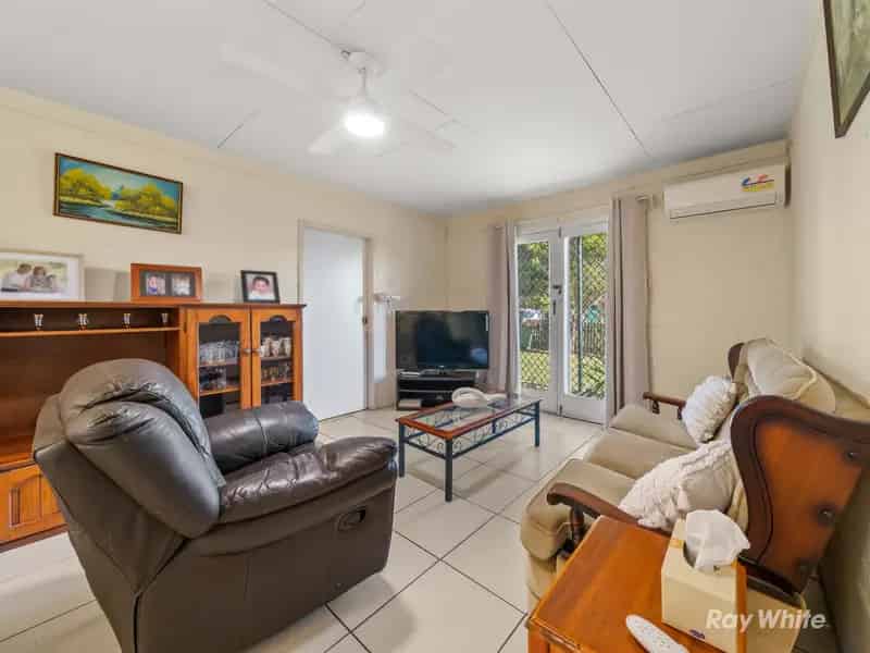Perfect for Downsizers or First Home Buyers - 18 Verran Street, Bellbird Park