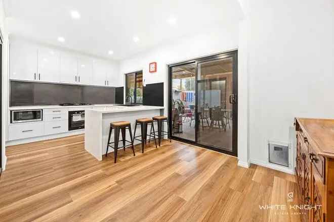 House For Sale in Melbourne, Victoria