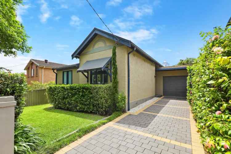 Chatswood Single Level Family Home Near Shops and Transport