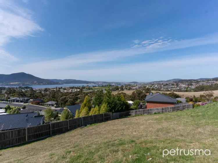 Buy Land with a View in Claremont - Spacious 728 sqm Block