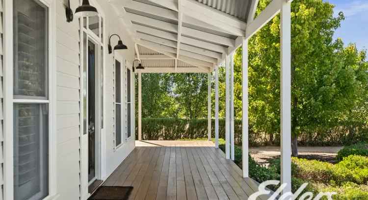 House For Sale in Yarrawonga, Victoria